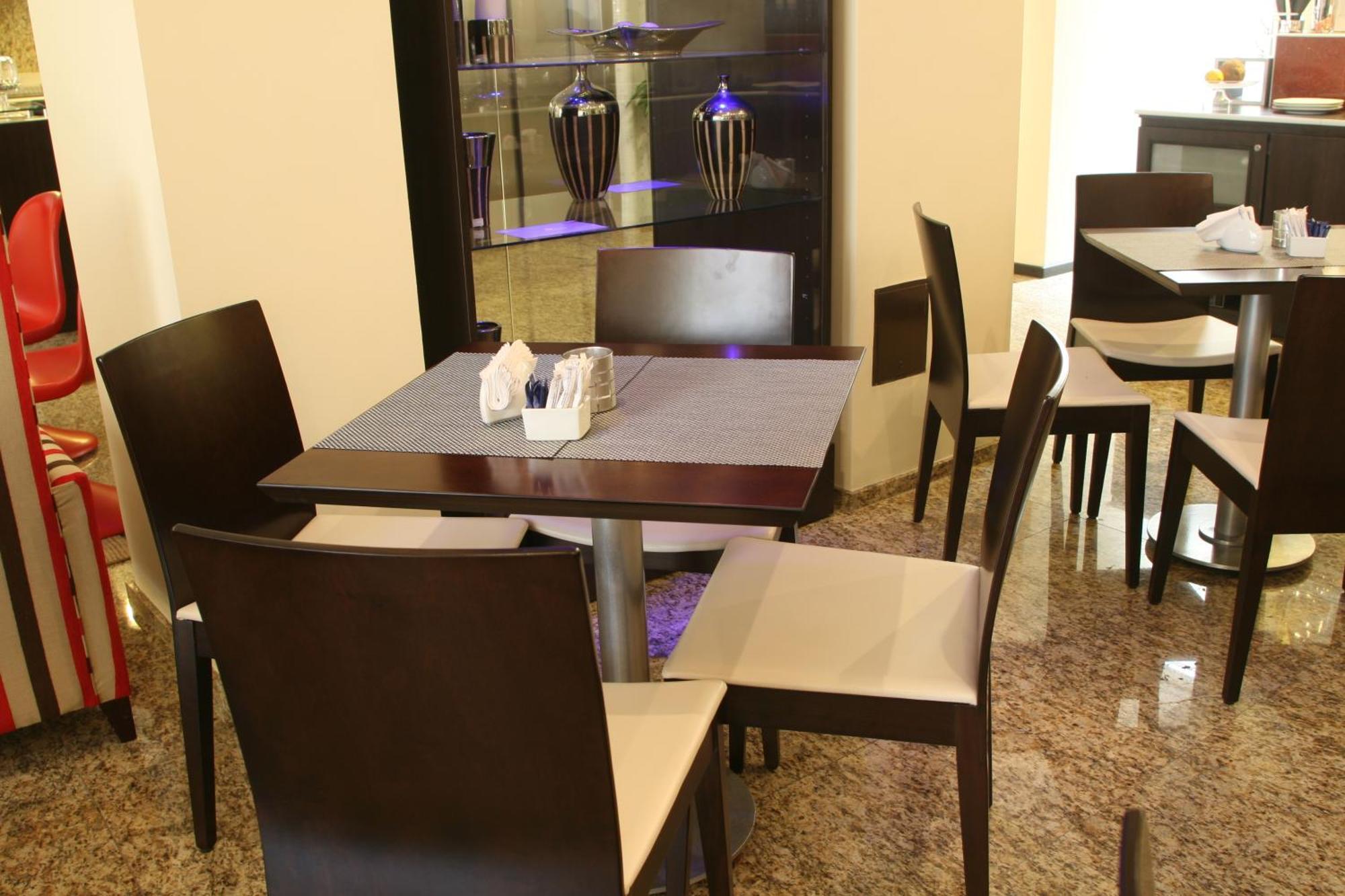 Zoom Apartments Hotel Córdoba Zewnętrze zdjęcie